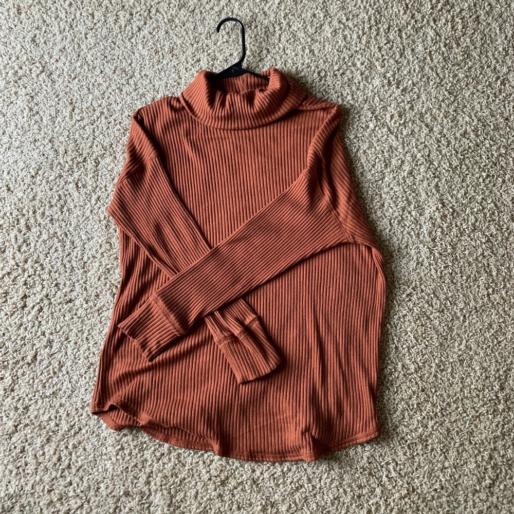 Ultra soft American Eagle Turtleneck